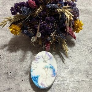 Queen's Quarter's Soap, Handmade, Tea Tree & Lavender Shea Butter